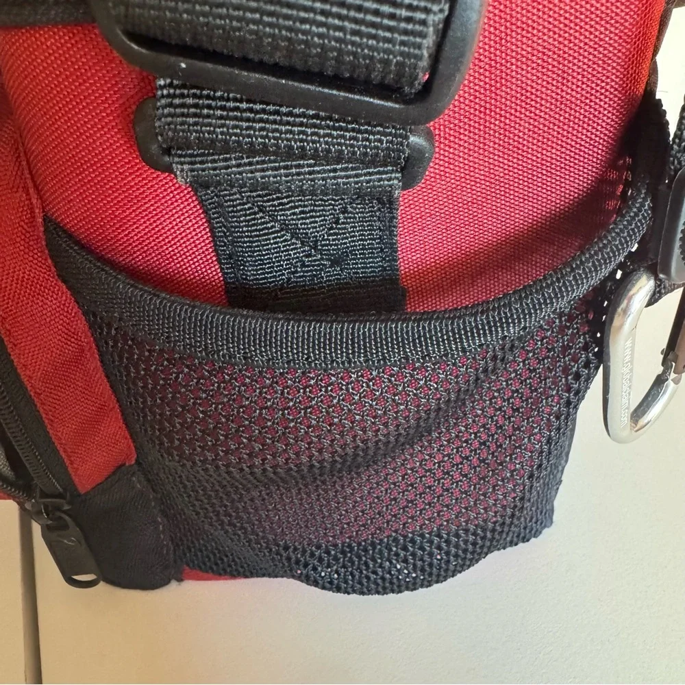 Lowepro Red Black Nylon Padded Large Unisex Camera Bag with Shoulder Strap
